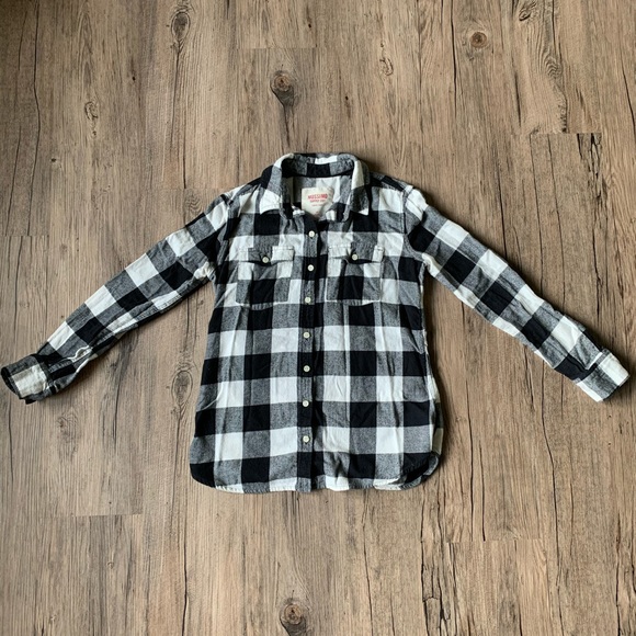 Mossimo x Target | Plaid Button Down - Picture 1 of 9